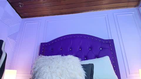 Snapshot of sweetie_foxxxx chatting on February 23, 2026, 3:04 am violeta online show from February 23, 2026, 3:04 am