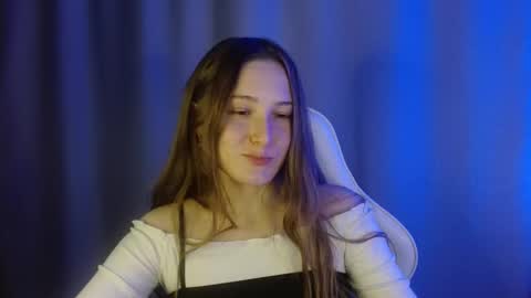 Snapshot of sweetie_lover chatting on October 22, 2025, 8:30 pm Annie online show from October 22, 2025, 8:30 pm