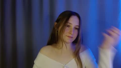 Snapshot of sweetie_lover chatting on December 4, 2025, 8:28 pm Annie online show from December 4, 2025, 8:28 pm