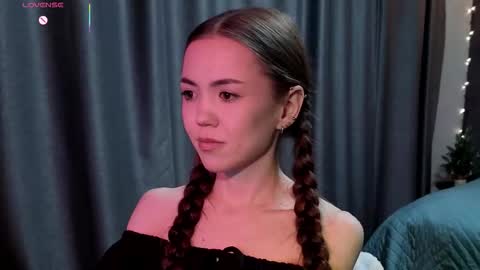 sweetieee_kira online show from February 3, 2026, 1:15 am