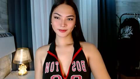 sweetiefox1 online show from September 11, 2025, 12:33 am