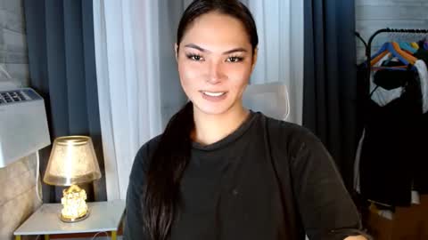 sweetiefox1 online show from September 28, 2025, 12:10 pm