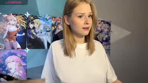 sweetie Lisa3 online show from November 7, 2025, 10:37 am