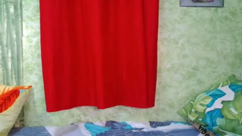 sweetiestkylie online show from February 16, 2025, 6:10 pm