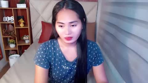 Snapshot of sweetladyboyx chatting on February 5, 2026, 12:15 am online show from February 5, 2026, 12:15 am