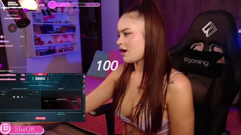 Snapshot of sweetlee_1 chatting on December 12, 2024, 2:04 am    online show from December 12, 2024, 2:04 am