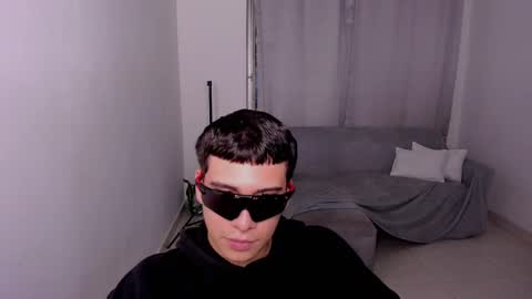 Snapshot of sweetlian_04 chatting on February 27, 2025, 5:34 am Lian online show from February 27, 2025, 5:34 am