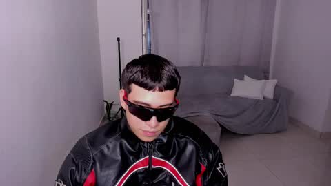 Snapshot of sweetlian_04 chatting on February 27, 2025, 8:39 am Lian online show from February 27, 2025, 8:39 am