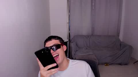 Snapshot of sweetlian_04 chatting on March 2, 2025, 6:16 am Lian online show from March 2, 2025, 6:16 am