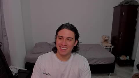 Lian online show from February 10, 2026, 8:46 pm