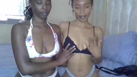 sweetlily_30 online show from November 16, 2025, 9:59 am