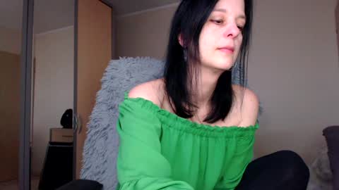 Snapshot of sweetlonglips_ chatting on February 8, 2025, 9:13 am JenJenny online show from February 8, 2025, 9:13 am