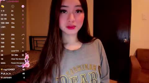 Zoe online show from November 11, 2025, 4:23 am