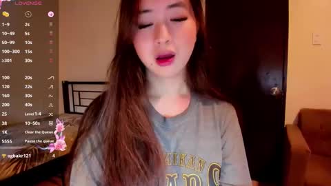 Zoe online show from November 16, 2025, 3:56 am