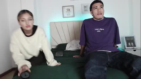 Snapshot of sweetly_twisted10 chatting on November 25, 2025, 11:32 am sweetly- wisted10 online show from November 25, 2025, 11:32 am