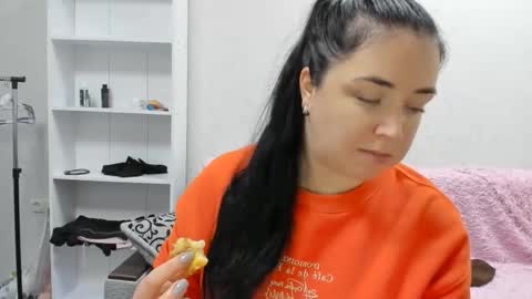 sweetmarylove online show from December 5, 2024, 8:55 am