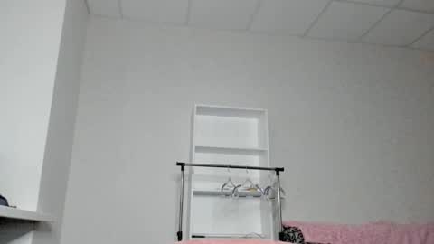 sweetmarylove online show from April 19, 2026, 10:03 am