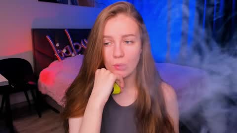 Snapshot of sweetmilkis chatting on January 15, 2025, 8:41 am Swetmilkis online show from January 15, 2025, 8:41 am