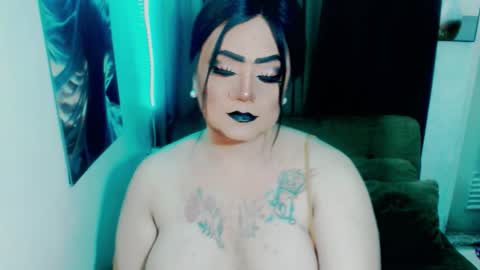 Snapshot of sweetmistresss chatting on October 10, 2025, 11:59 pm Mio online show from October 10, 2025, 11:59 pm