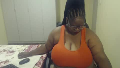 Snapshot of sweetnoziexxx chatting on January 22, 2025, 5:59 am sweetnoziexxx online show from January 22, 2025, 5:59 am