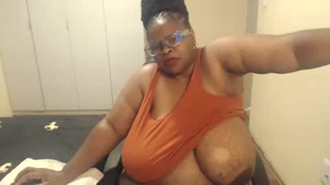 Snapshot of sweetnoziexxx chatting on February 27, 2025, 4:53 pm sweetnoziexxx online show from February 27, 2025, 4:53 pm