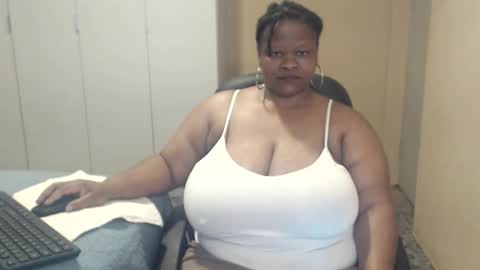 Snapshot of sweetnoziexxx chatting on September 22, 2025, 5:09 am sweetnoziexxx online show from September 22, 2025, 5:09 am