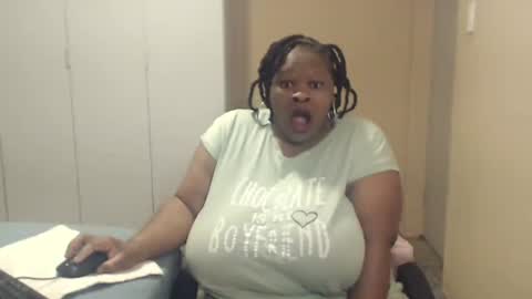 Snapshot of sweetnoziexxx chatting on September 28, 2025, 3:12 am sweetnoziexxx online show from September 28, 2025, 3:12 am