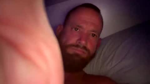 WeAim2PZzz online show from December 20, 2025, 1:45 am