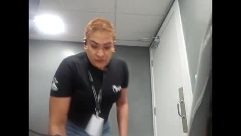 sweetp3ach29 online show from January 26, 2025, 10:57 pm