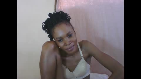 ESTHER online show from March 26, 2026, 7:25 am