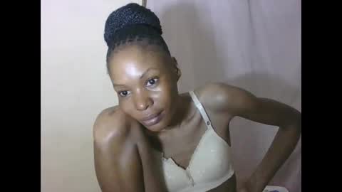 ESTHER online show from May 17, 2026, 2:53 am