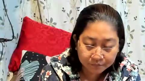 MIA online show from October 28, 2025, 10:12 pm