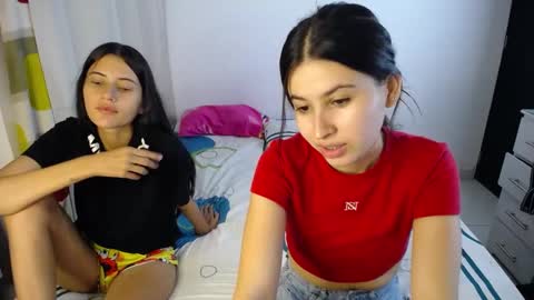 Caro  Lily online show from September 19, 2025, 3:30 am