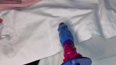 sweetpuddles online show from April 15, 2026, 7:58 pm