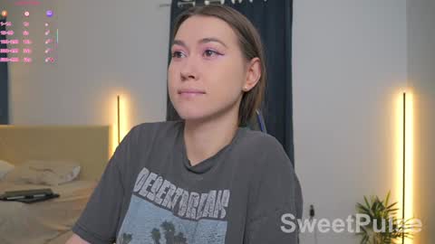 Snapshot of sweetpulse_ chatting on March 8, 2026, 8:23 pm Rose online show from March 8, 2026, 8:23 pm