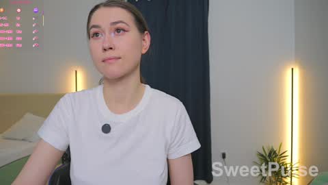 Snapshot of sweetpulse_ chatting on March 25, 2026, 8:48 pm Rose online show from March 25, 2026, 8:48 pm