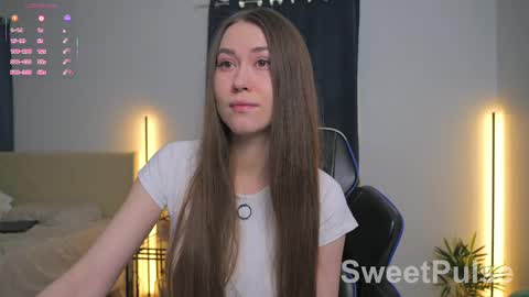 Snapshot of sweetpulse_ chatting on April 6, 2026, 8:21 pm Rose online show from April 6, 2026, 8:21 pm