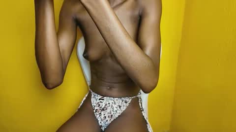 slim ivy online show from May 11, 2026, 4:40 am