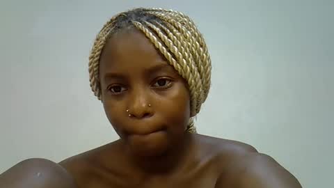 Snapshot of sweetrall chatting on March 20, 2026, 1:49 pm Lilly online show from March 20, 2026, 1:49 pm