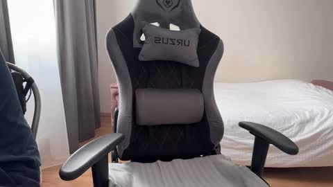 sweets_909 online show from February 23, 2026, 7:17 am