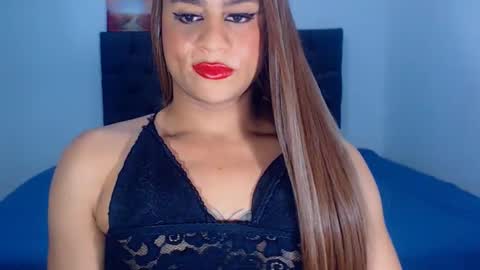 Snapshot of sweetsofiats chatting on September 16, 2025, 2:12 am SOFIA online show from September 16, 2025, 2:12 am