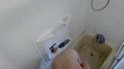 SwEeTs online show from September 8, 2025, 2:16 pm