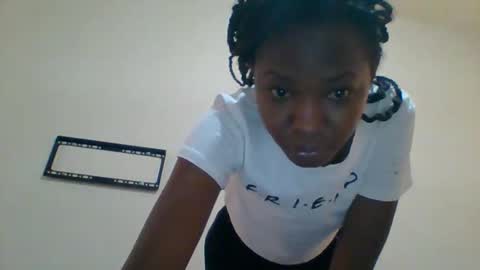Snapshot of sweett_kimmie chatting on April 5, 2026, 5:37 am sweett_kimmie online show from April 5, 2026, 5:37 am