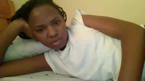 Snapshot of sweett_kimmie chatting on April 8, 2026, 10:15 am sweett_kimmie online show from April 8, 2026, 10:15 am