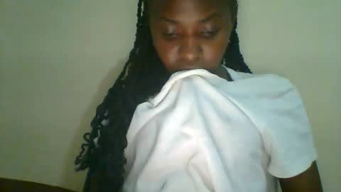Snapshot of sweett_kimmie chatting on May 23, 2026, 7:51 pm sweett_kimmie online show from May 23, 2026, 7:51 pm