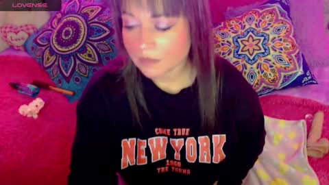 Snapshot of sweett_martina chatting on February 10, 2025, 5:03 am martina online show from February 10, 2025, 5:03 am