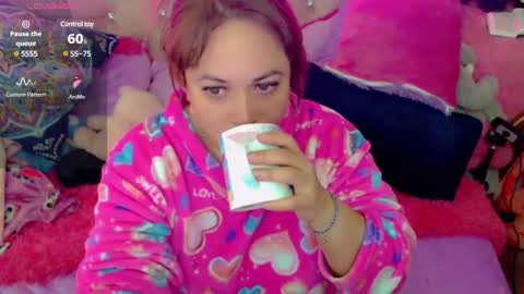 Snapshot of sweett_martina chatting on March 6, 2025, 7:36 am martina online show from March 6, 2025, 7:36 am