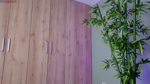 Snapshot of sweett_petite chatting on January 23, 2025, 4:48 pm online show from January 23, 2025, 4:48 pm