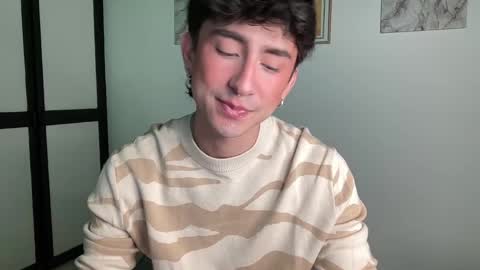 Andy  online show from May 3, 2026, 1:11 am