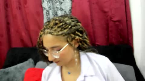 Carla Dubois online show from March 7, 2025, 11:49 pm